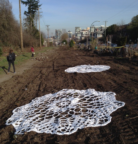 Laying doilies on devastated gardens: a bit of sublime madness?